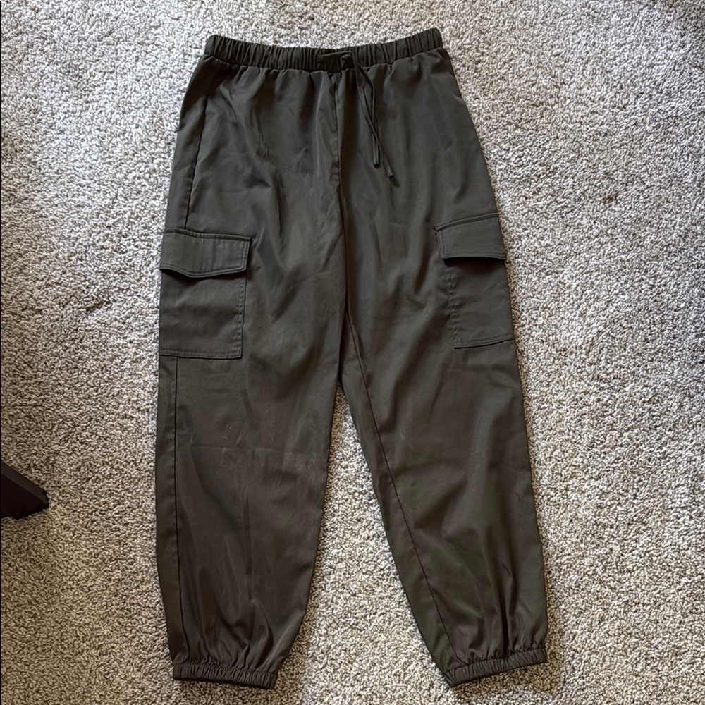 Green Joggers with Relaxed Fit and Tactical Design